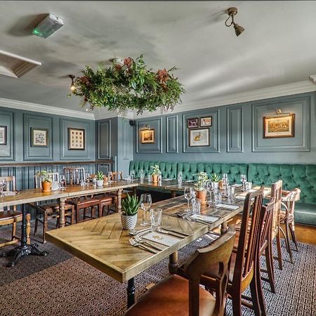 The Wellington Arms - Basingstoke-Reading 호텔 헥필드 외부 사진